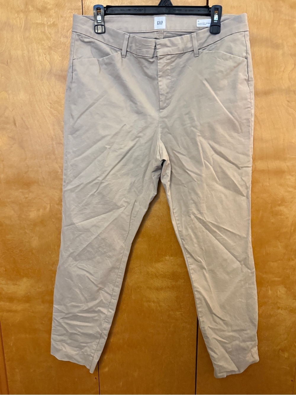 GAP Beige Signature Skinny Ankle Khakis size 12